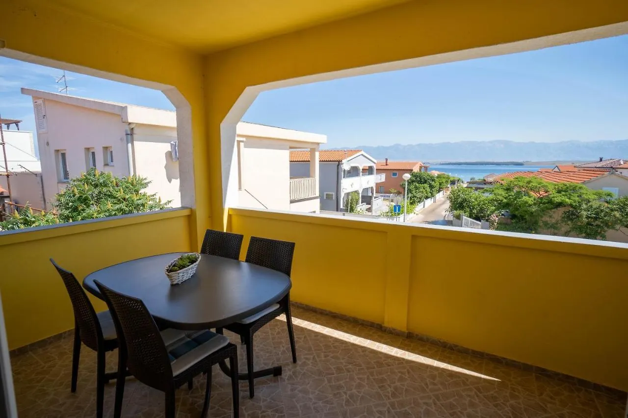 Apartments Pavic Vir Croatia