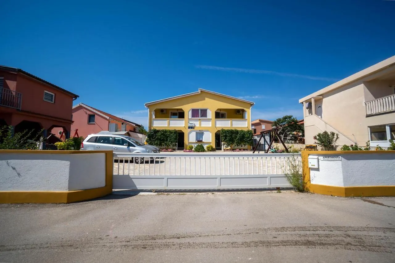 Apartments Pavic Vir