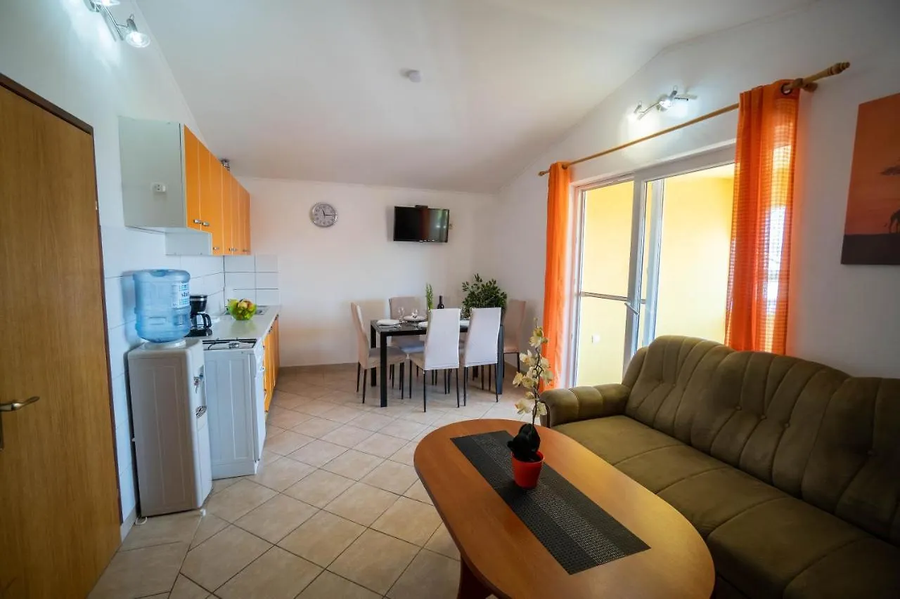 Apartments Pavic Vir