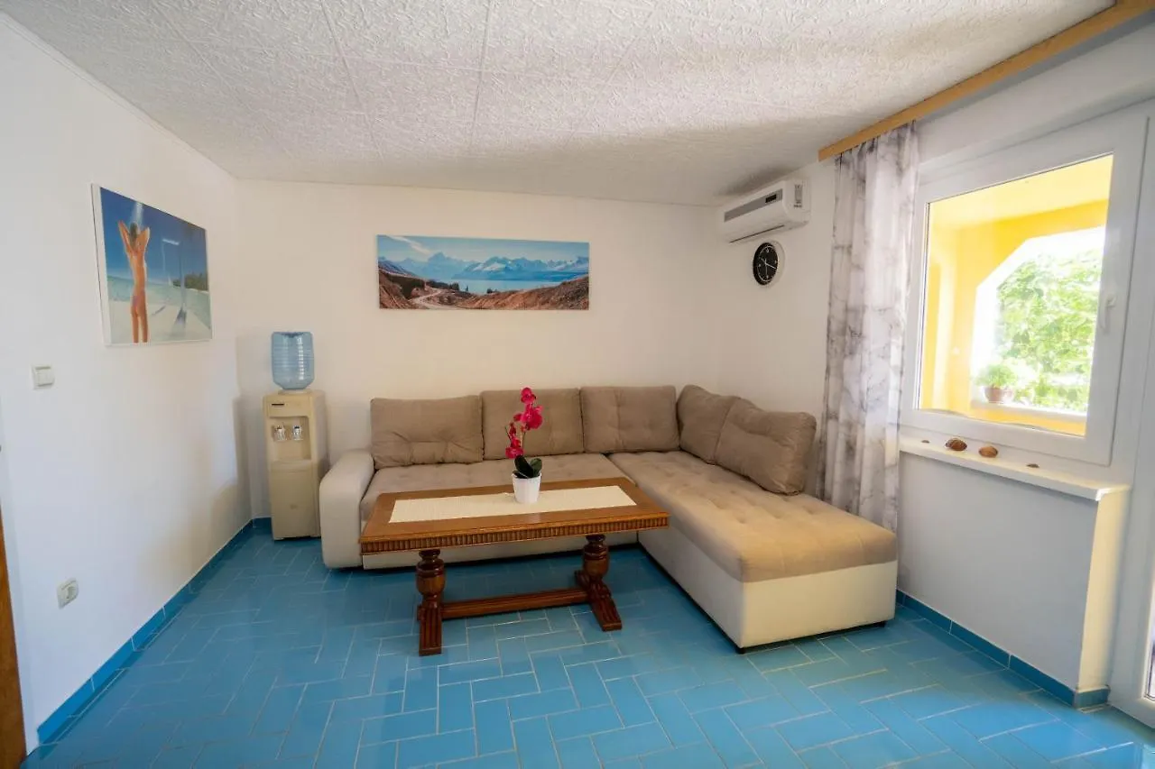 Apartments Pavic Vir