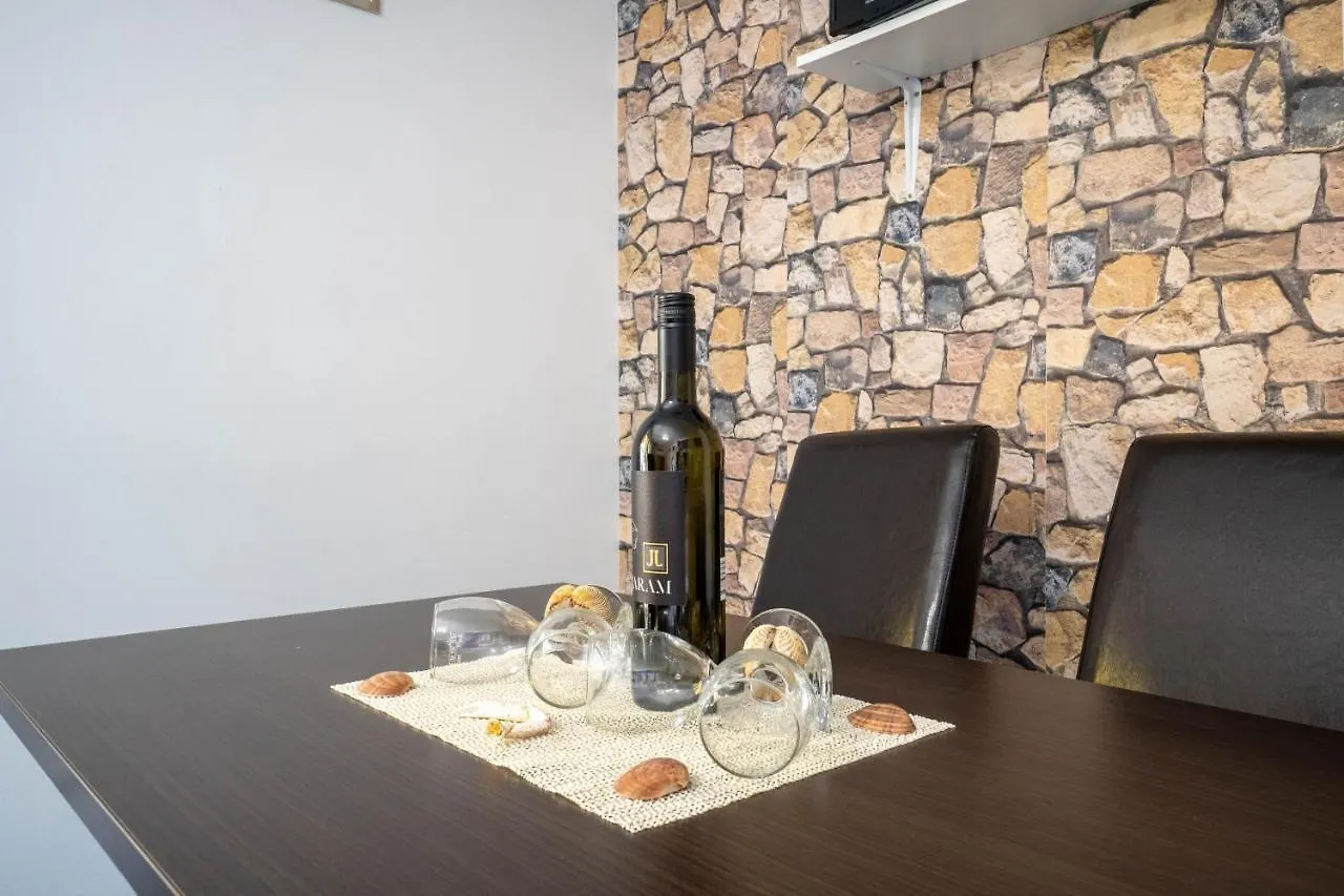 Apartments Pavic Vir Croatia
