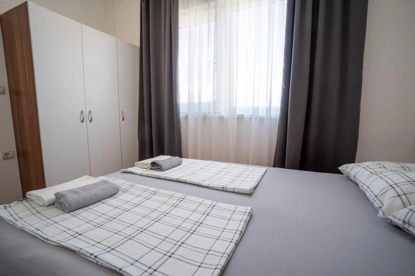 Apartments Pavic Vir 0*,  Croatia